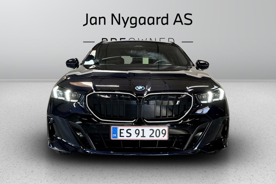 BMW i5 eDrive40 Touring Fully Charged 5d