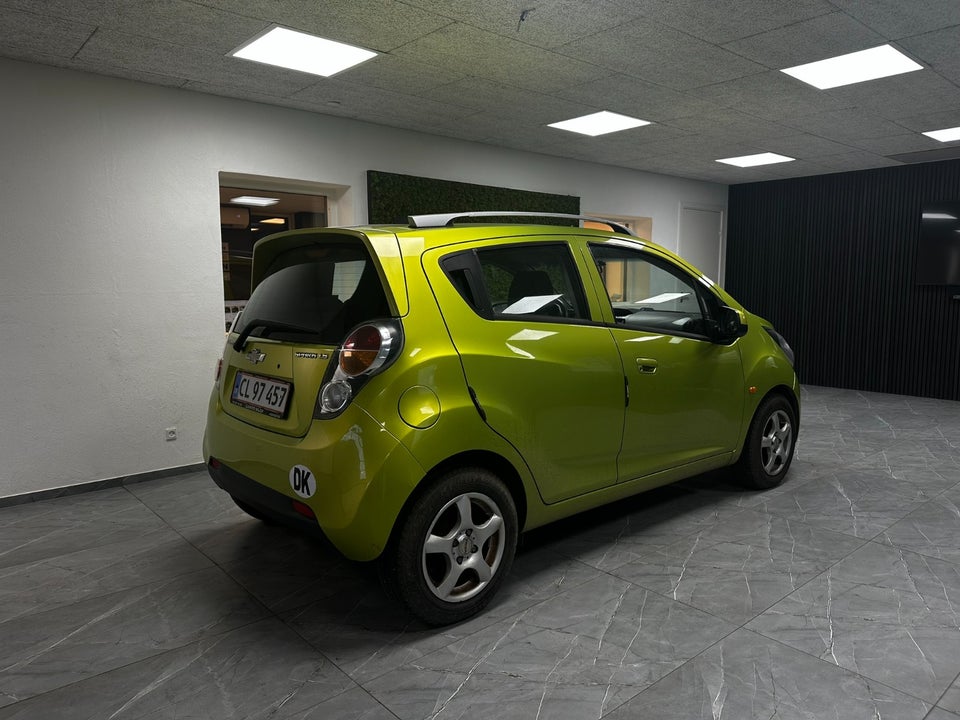 Chevrolet Spark 1,0 LS 5d