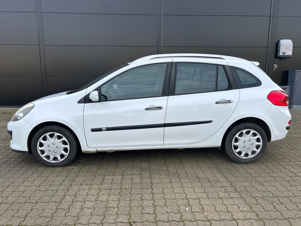 Renault Clio II 1,2 8V Basic 3d