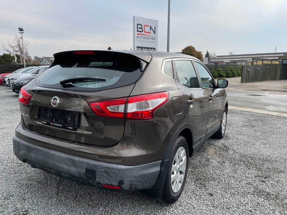 Nissan Qashqai 1,2 Dig-T 115 Visia 5d