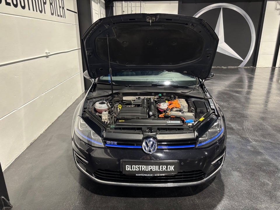 VW Golf VII 1,4 GTE Highline DSG 5d