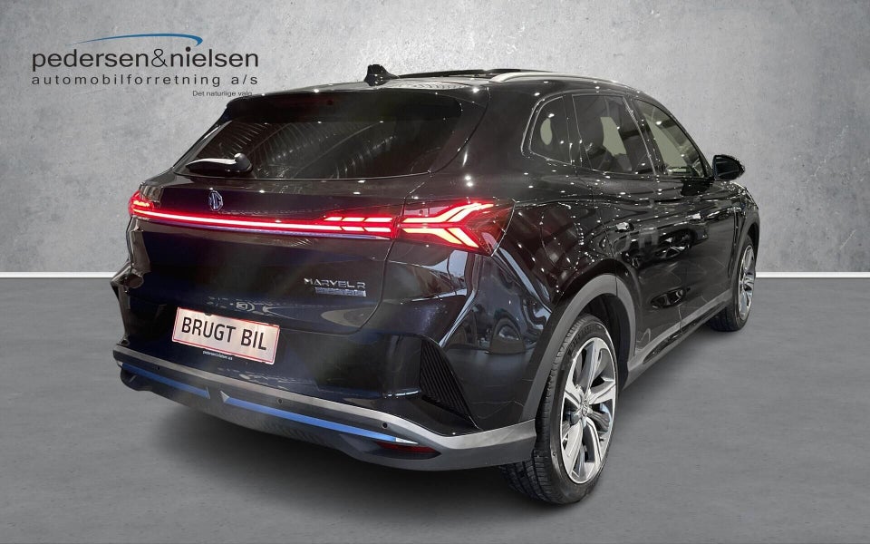 MG Marvel R Luxury 5d