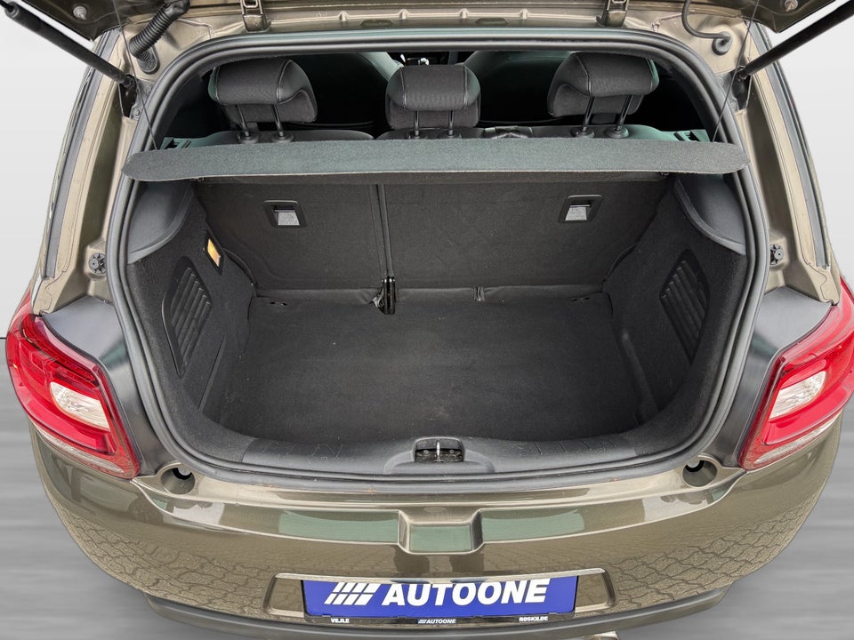 Citroën DS3 1,6 e-HDi 90 Style 3d