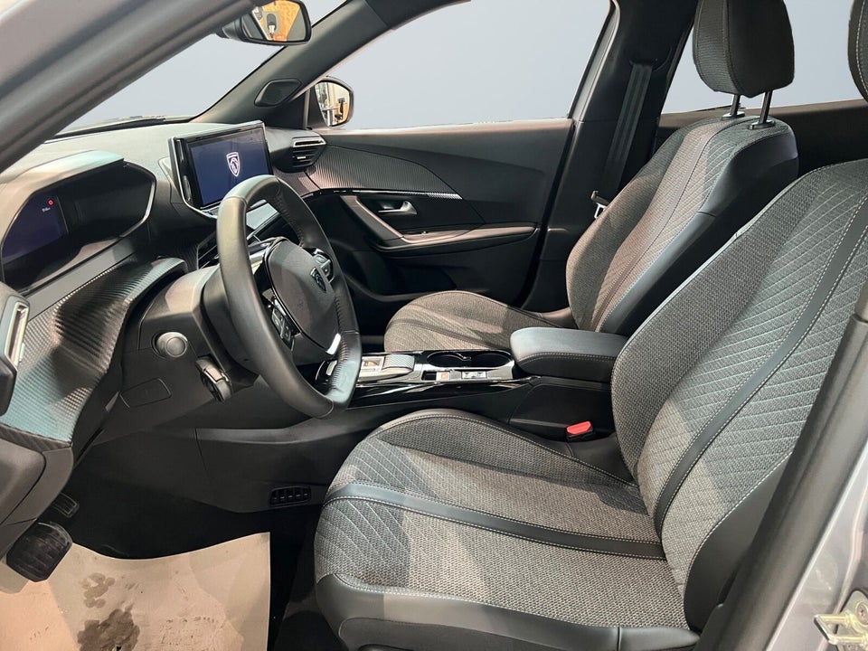 Peugeot e-2008 50 Allure 5d
