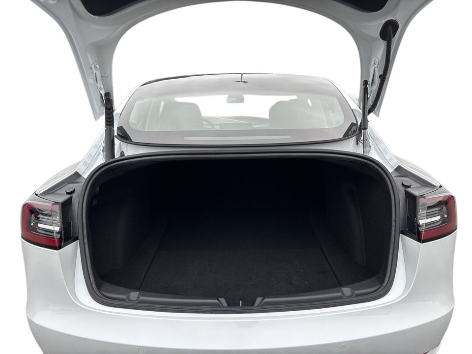 Tesla Model 3 RWD 4d