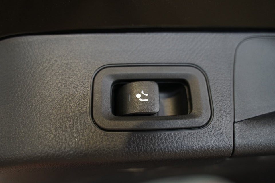 Mercedes EQB250+ Progressive Advance 5d