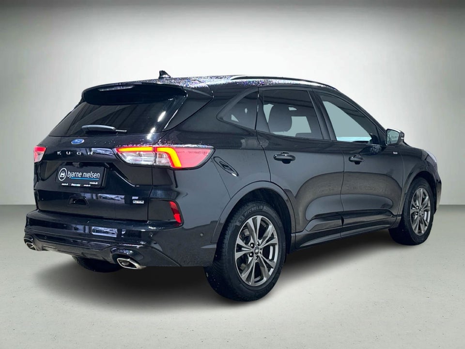 Ford Kuga 2,5 PHEV ST-Line X CVT 5d