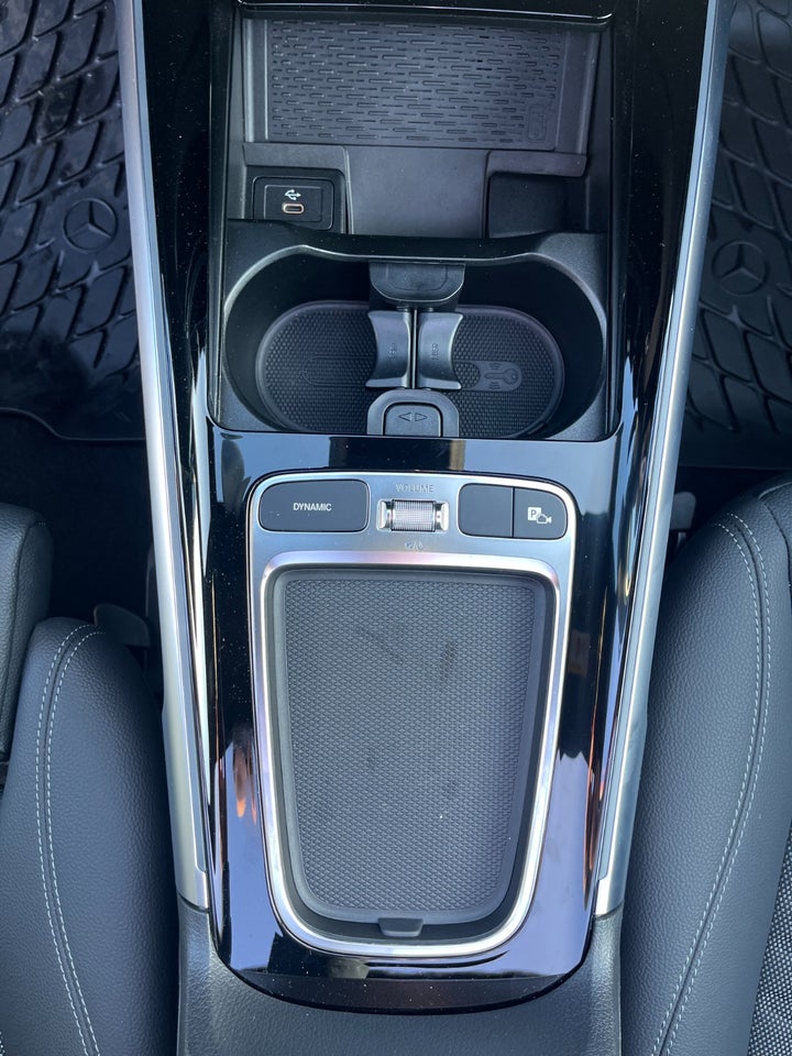 Mercedes EQB250+ Progressive 5d