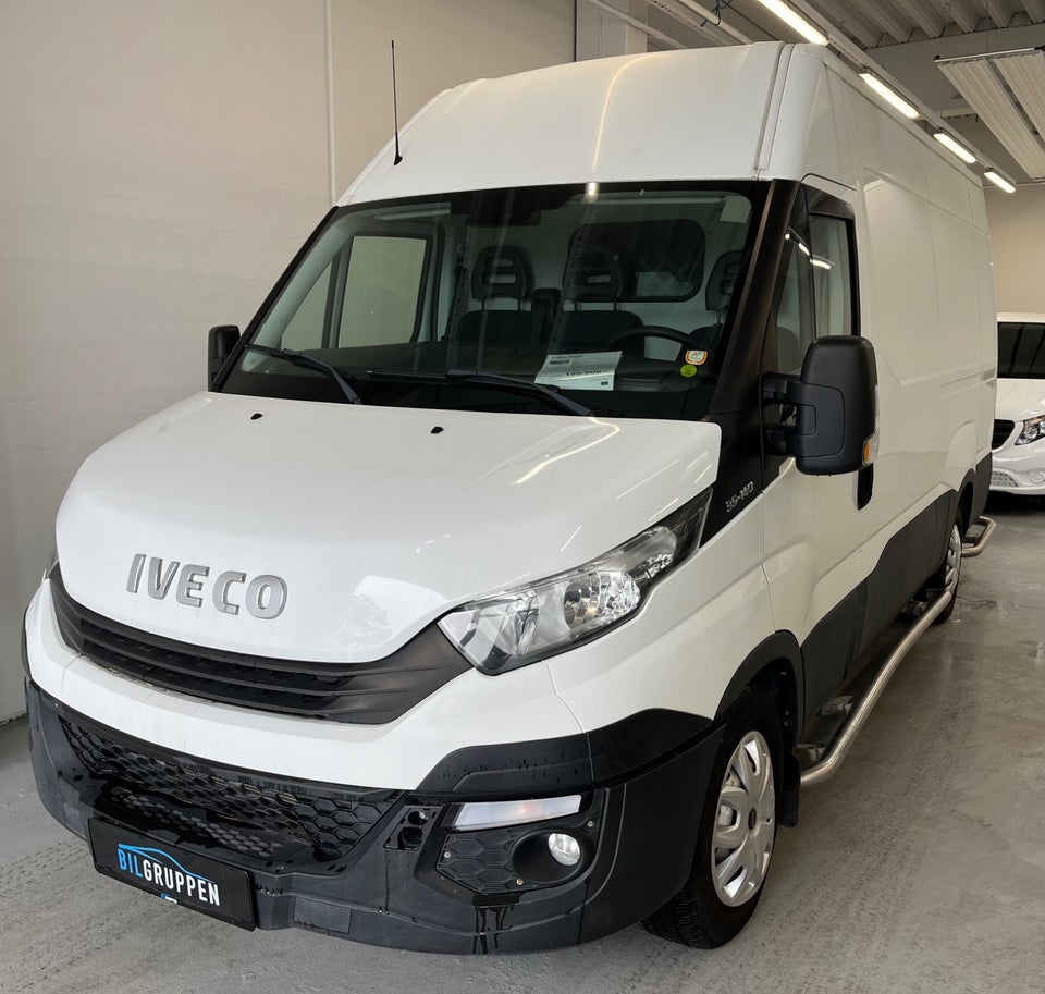 Iveco Daily 2,3 35S14 12m³ Van