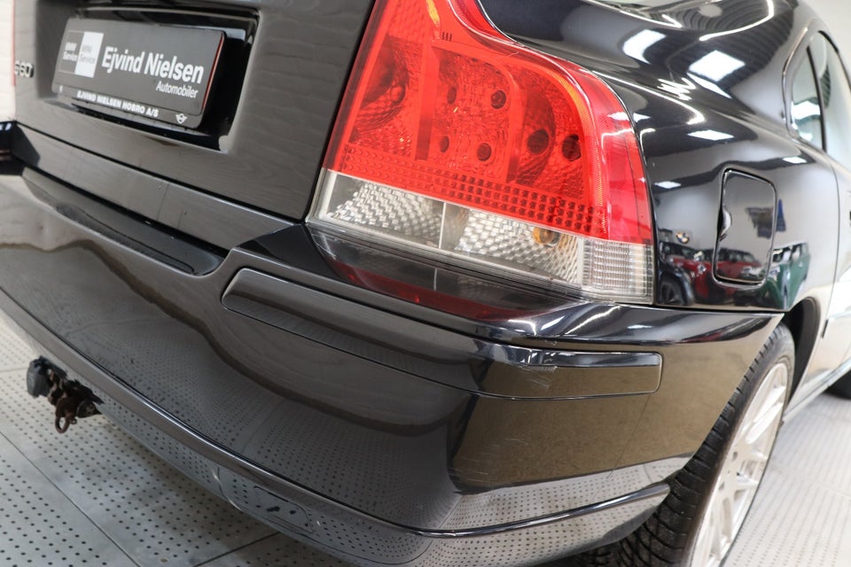 Volvo S60 2,4 140 4d