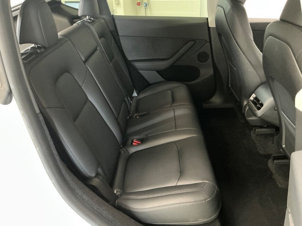 Tesla Model Y Performance AWD 5d