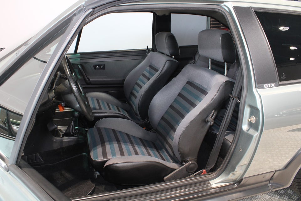 VW Scirocco 1,8 GTX 3d