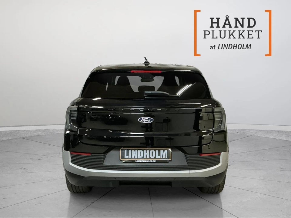 Ford Explorer 82 Premium Extended Range 5d