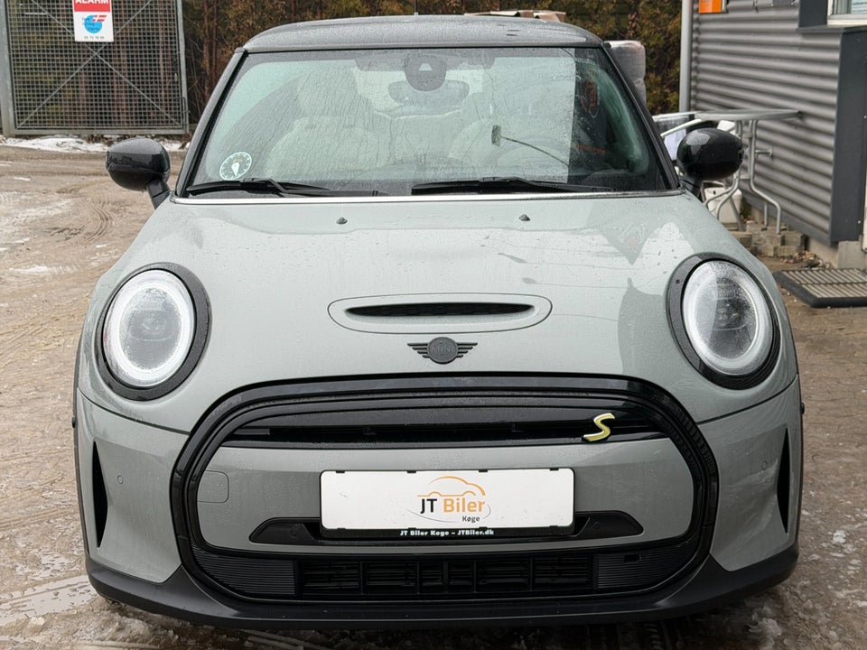 MINI Cooper SE Maximise 3d