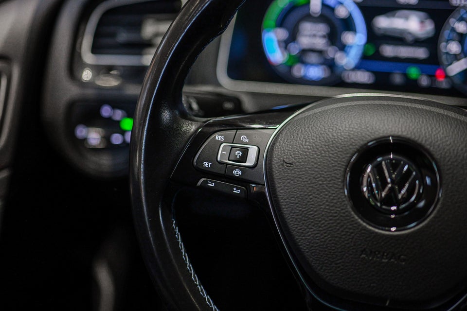 VW e-Golf VII 5d