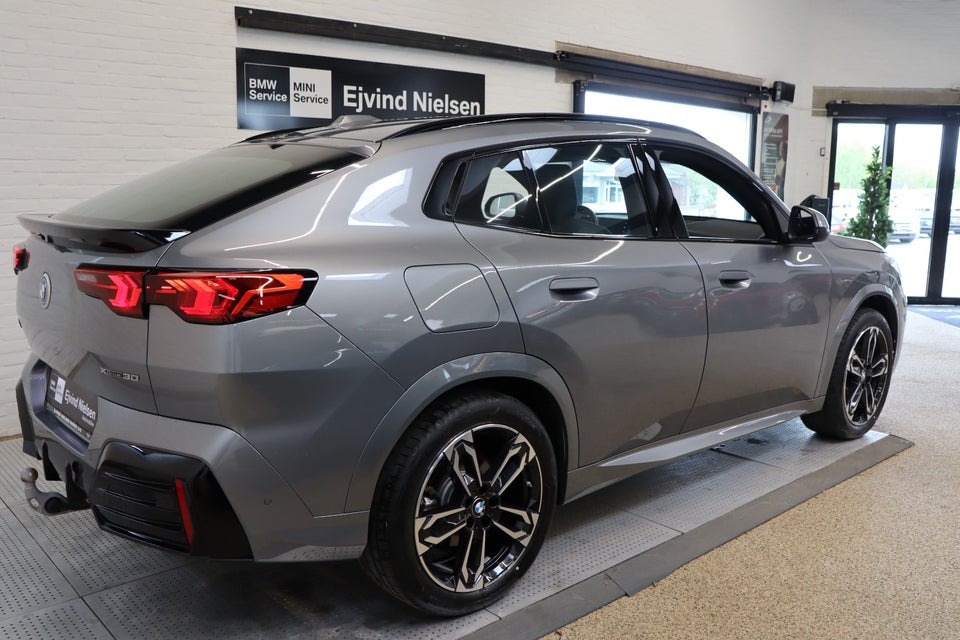BMW iX2 xDrive30 M-Sport 5d