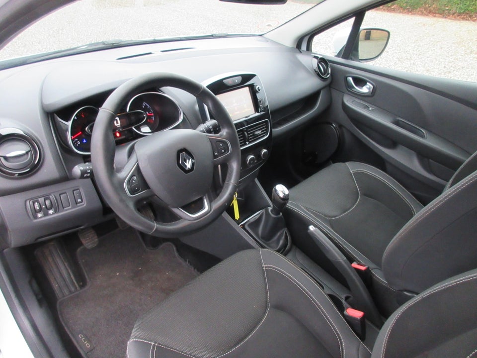 Renault Clio IV 1,5 dCi 90 Zen 5d