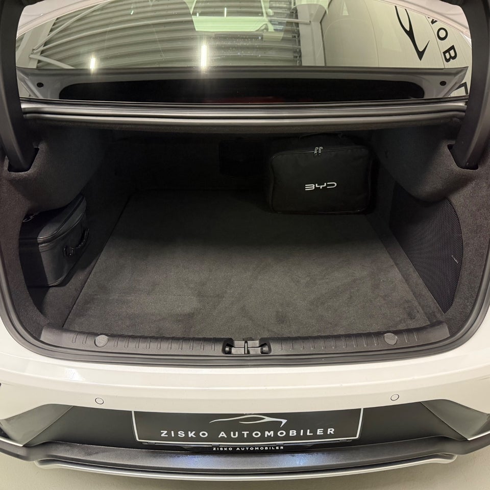 BYD Han 85 Design AWD 4d