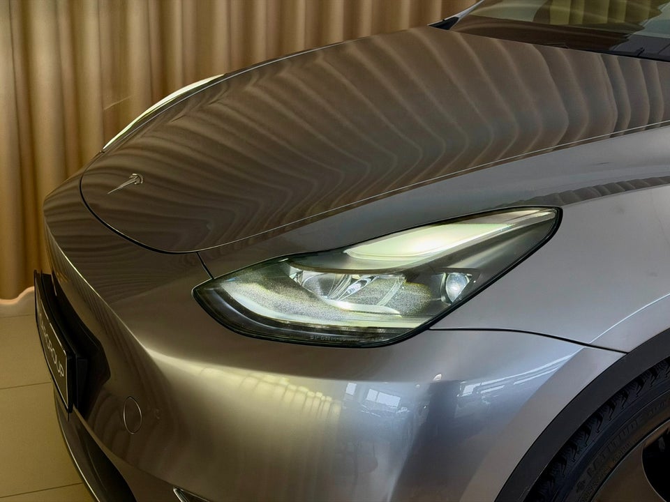 Tesla Model Y Performance AWD 5d