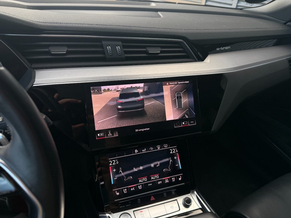 Audi e-tron 55 S-line quattro 5d