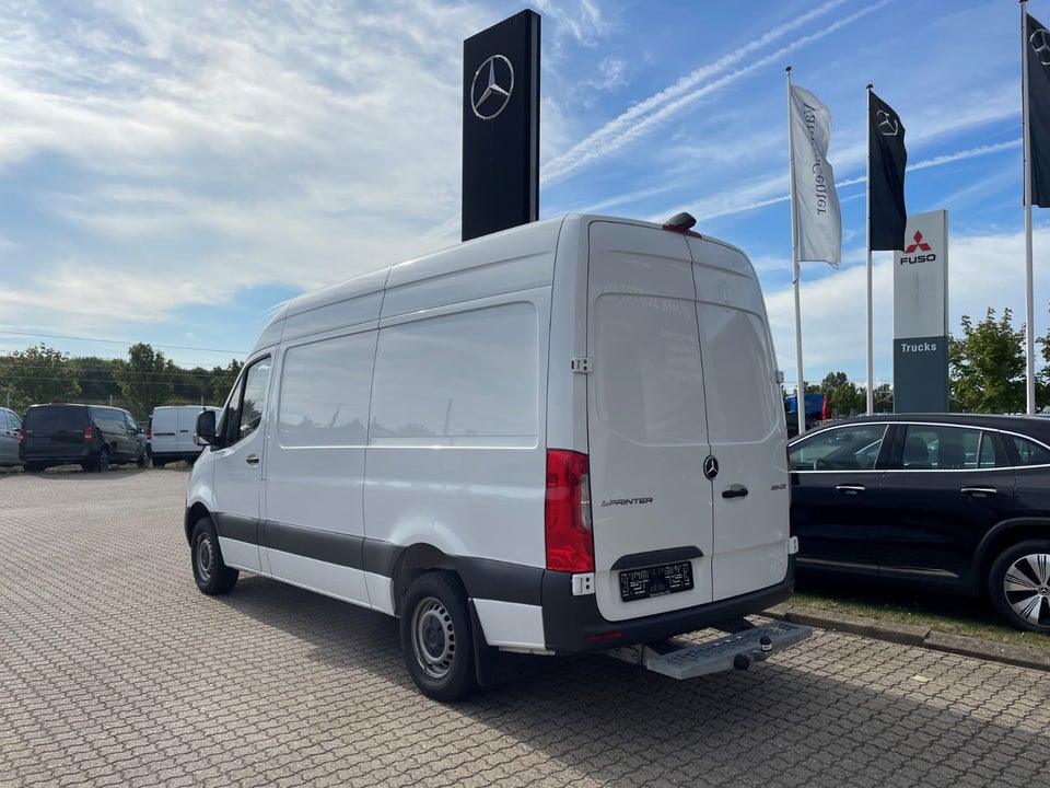 Mercedes Sprinter 319 2,0 CDi A2 Kassevogn aut. RWD