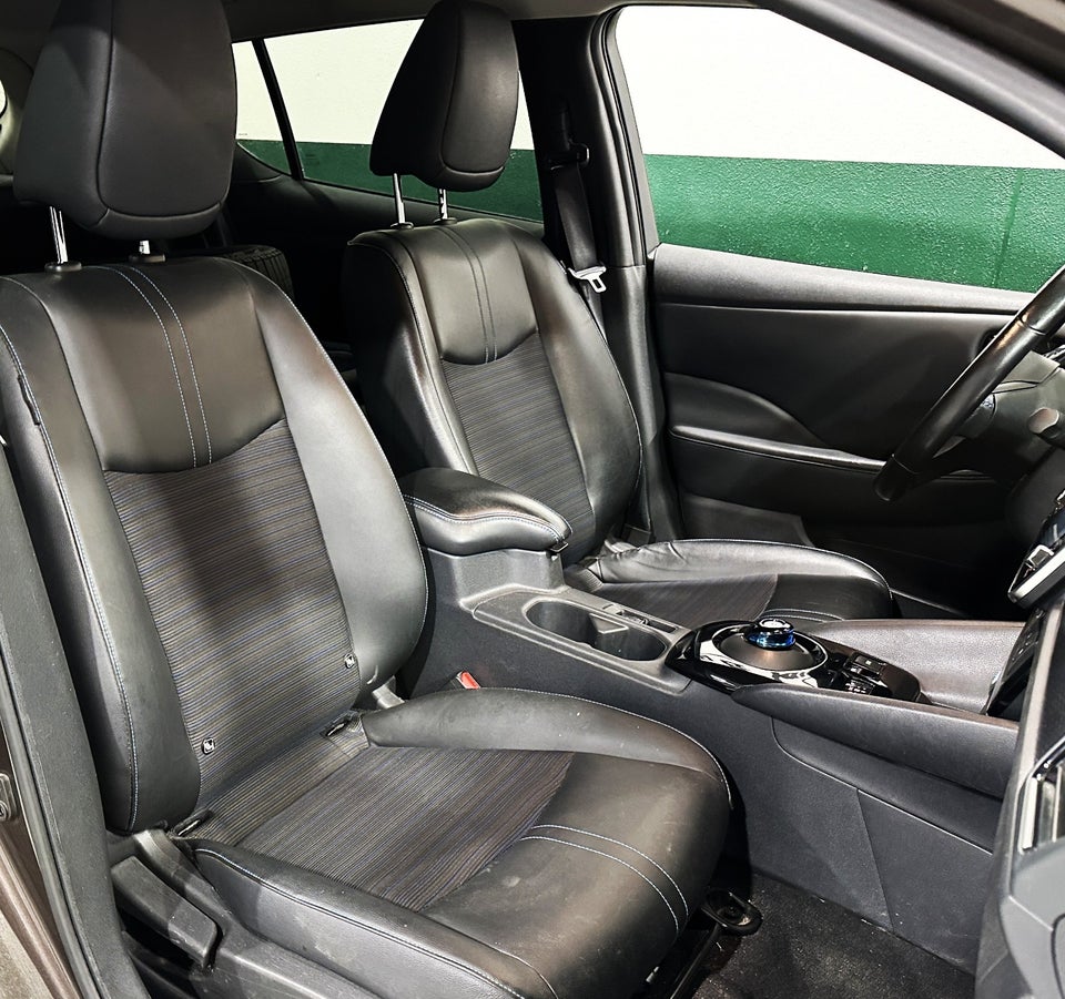Nissan Leaf 40 Tekna 5d