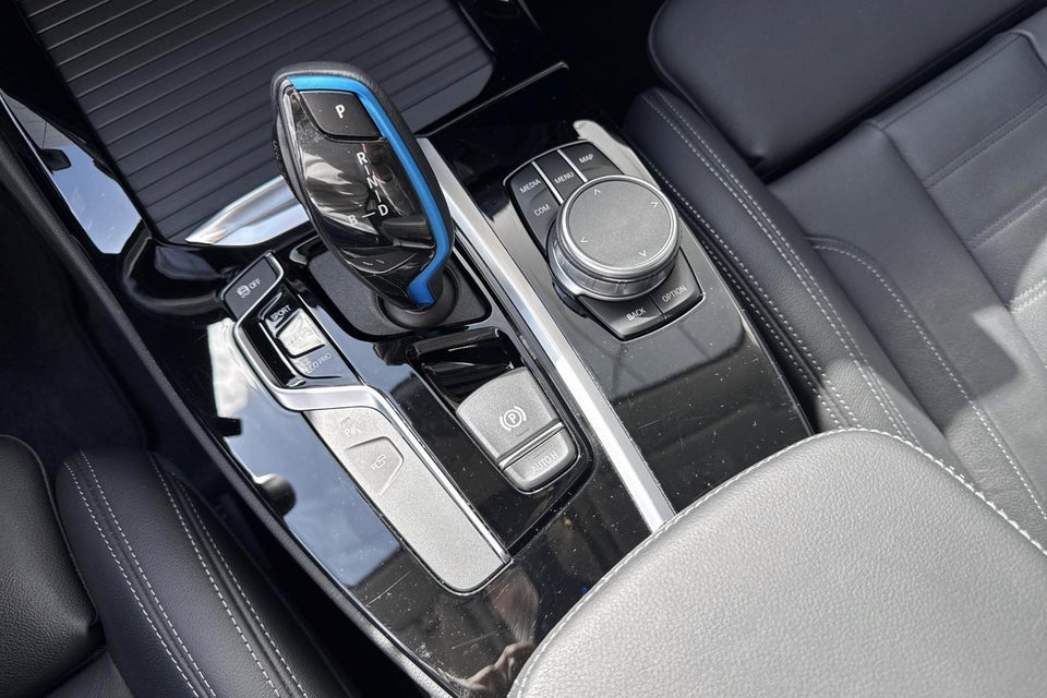 BMW iX3 Charged Plus 5d