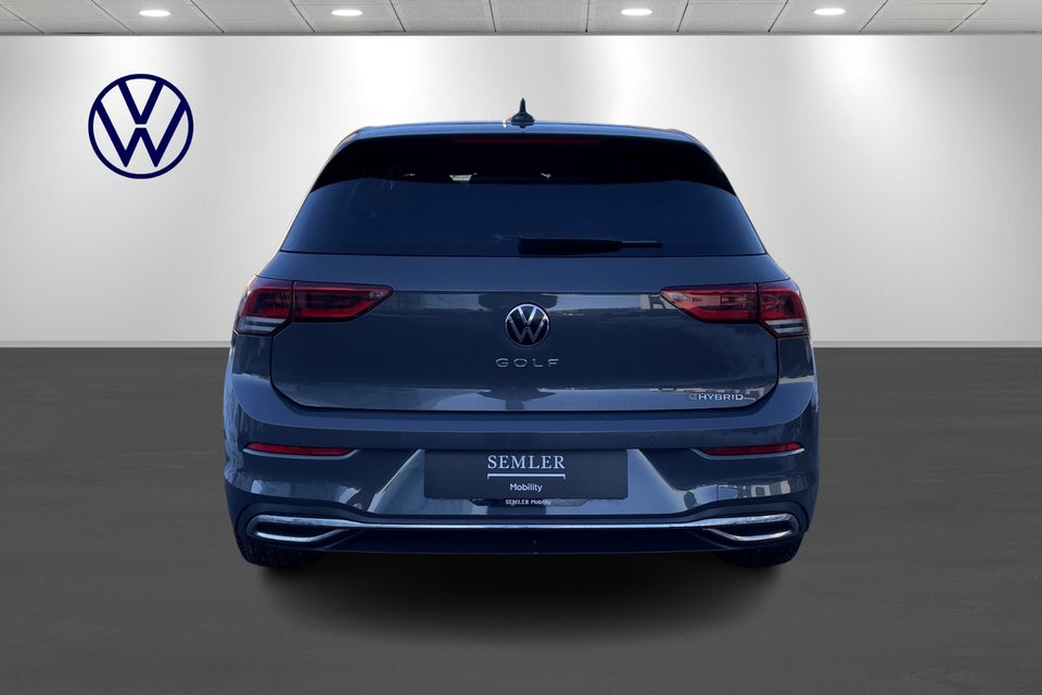 VW Golf VIII 1,4 eHybrid DSG 5d