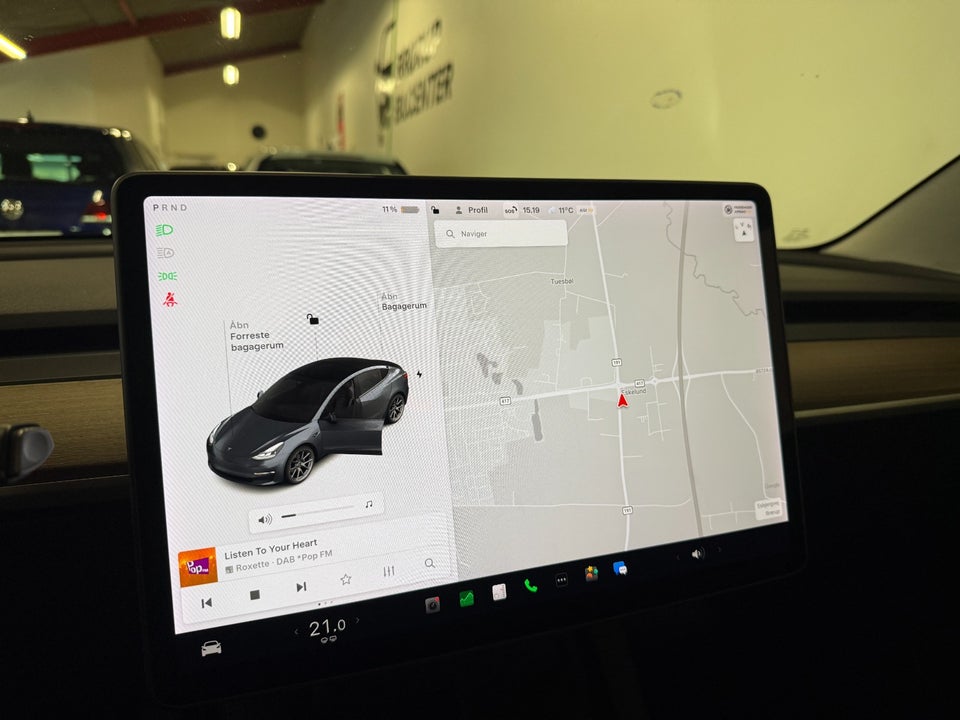 Tesla Model 3 Long Range AWD 4d