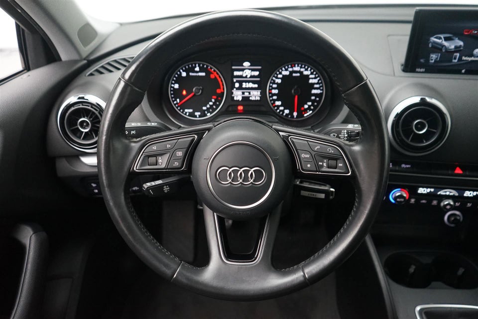 Audi A3 1,6 TDi 110 Sport 4d