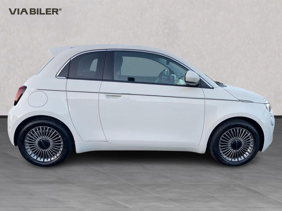 Fiat 500e 42 la Prima 3+1 4d