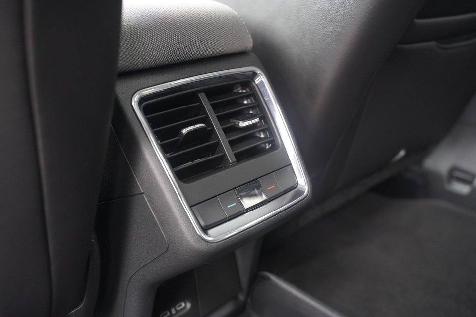 Skoda Enyaq 80 iV Loft 5d