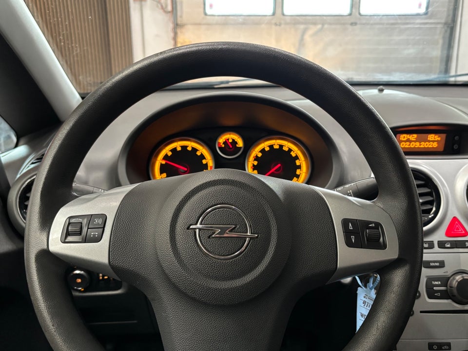 Opel Corsa 1,2 16V Enjoy 5d