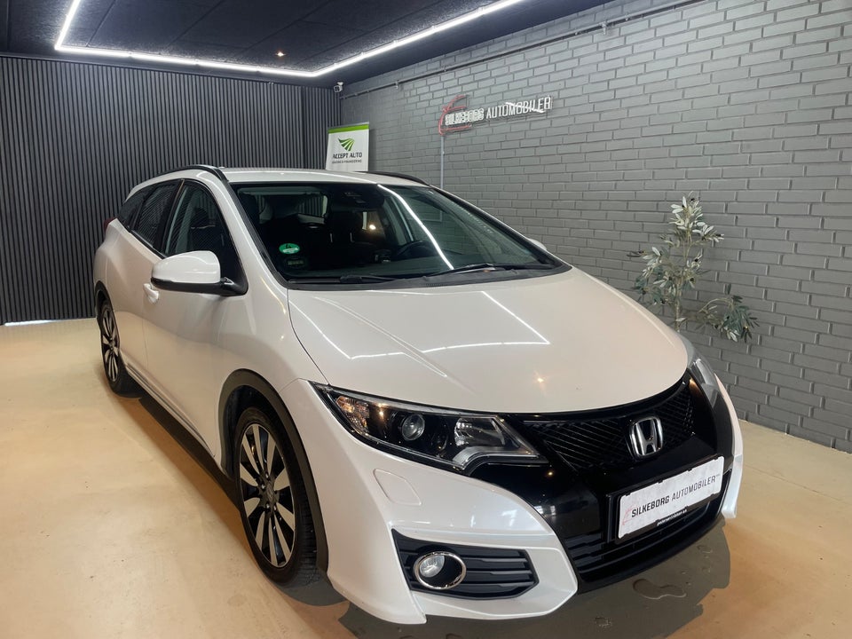 Honda Civic 1,6 i-DTEC Elegance Tourer 5d