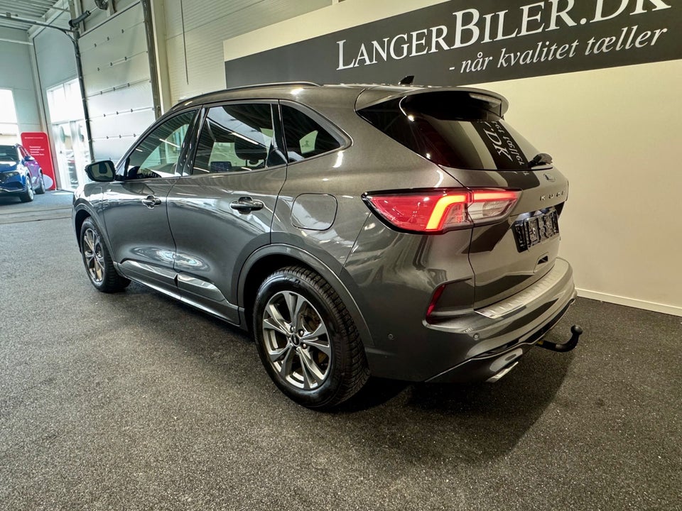 Ford Kuga 2,5 PHEV ST-Line X CVT 5d