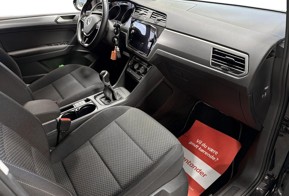 VW Touran 2,0 TDi 122 Comfortline Van 5d