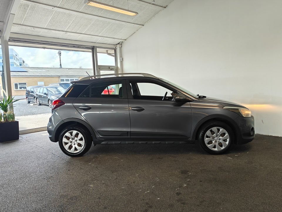 Hyundai i20 Active Cross 1,4 CRDi 90 Trend 5d