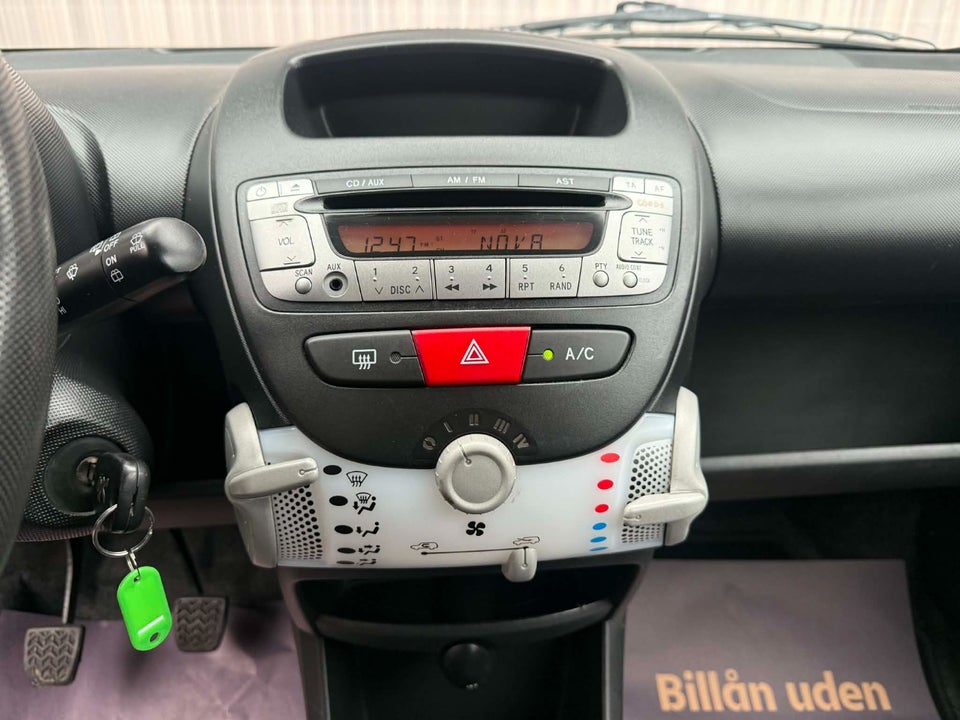 Peugeot 107 1,0 Champion Air 5d