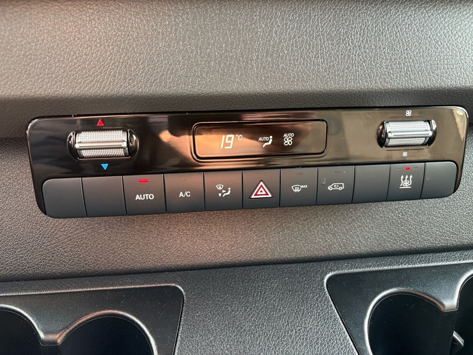 Mercedes Sprinter 319 3,0 CDi A2 Kassevogn aut. RWD