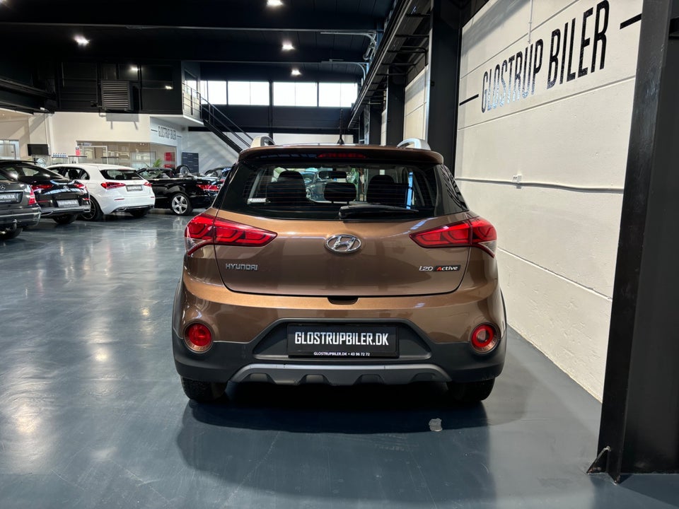 Hyundai i20 Active Cross 1,4 CRDi 90 Life 5d