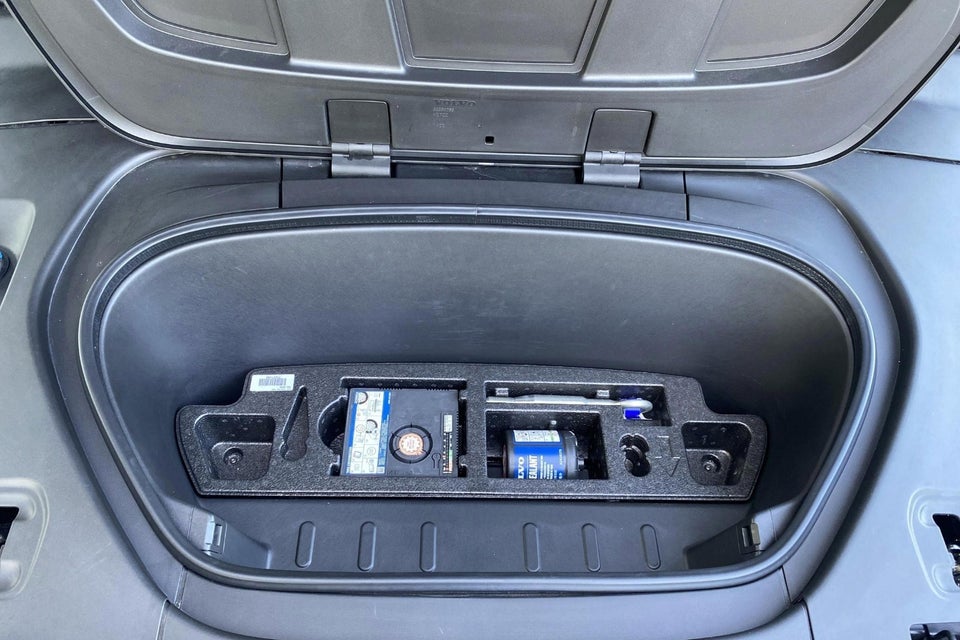 Volvo XC40 P8 ReCharge Twin Plus 5d