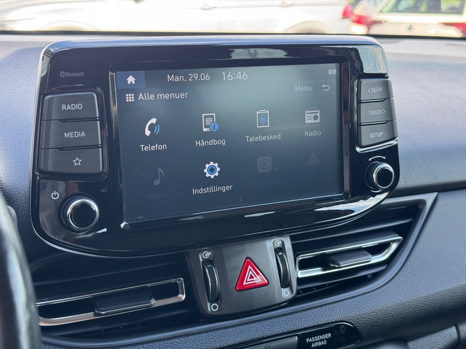 Hyundai i30 1,0 T-GDi Essential stc. 5d
