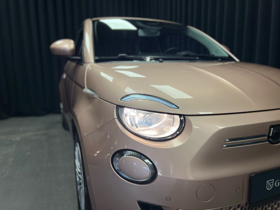 Fiat 500e 42 Icon 3d