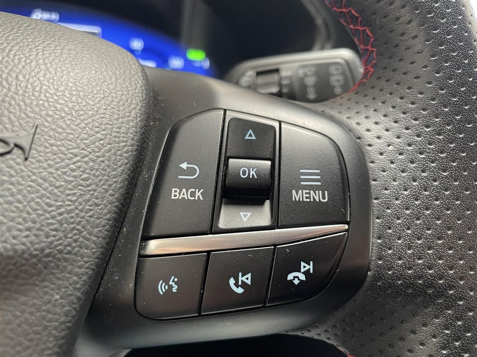 Ford Kuga 2,5 PHEV ST-Line X CVT 5d