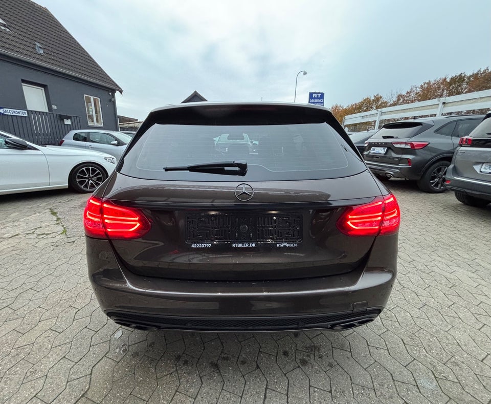 Mercedes C220 2,2 BlueTEC AMG Line stc. 5d