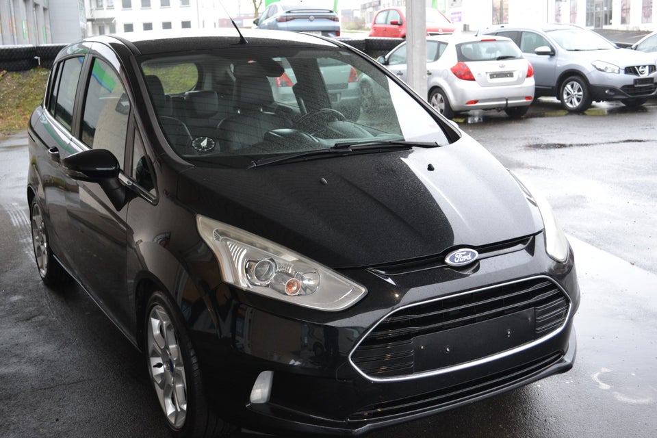 Ford B-MAX 1,0 SCTi 125 Titanium 5d