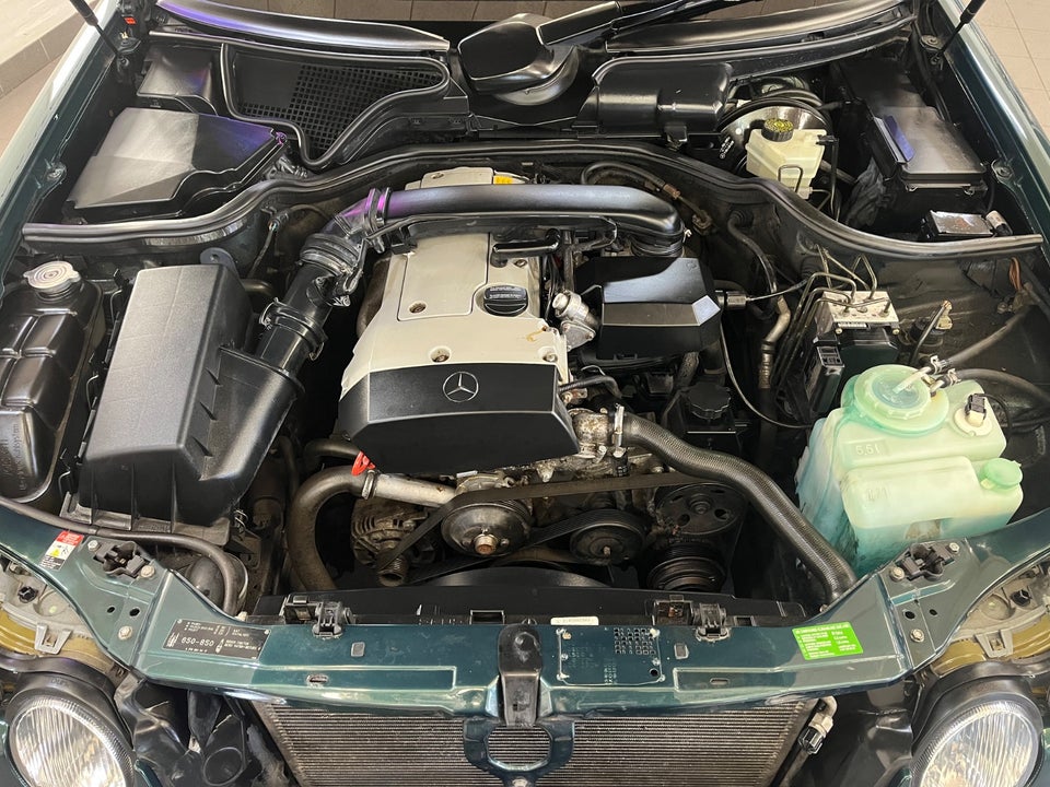 Mercedes E200 2,0 Avantgarde aut. 4d