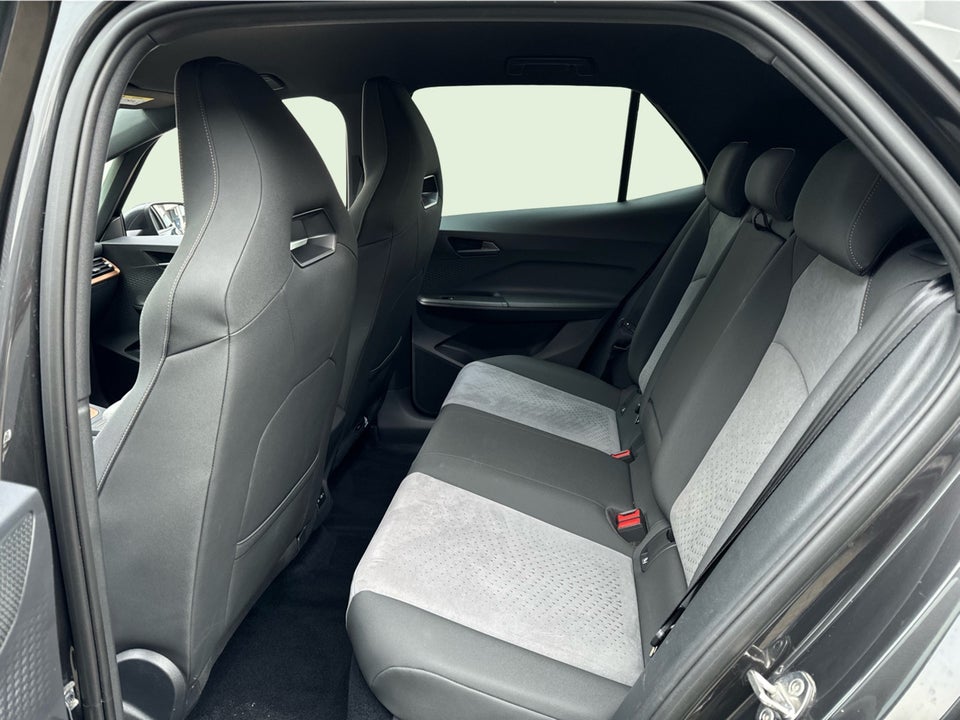 Cupra Born 58 High 5d