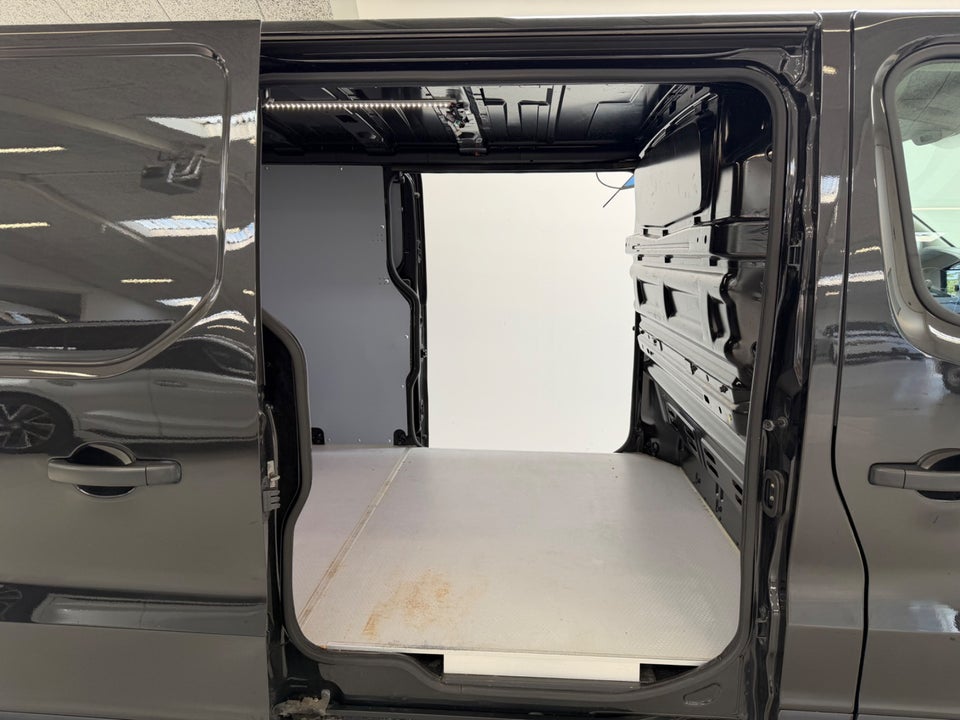 Renault Trafic T29 2,0 dCi 145 L2H1 EDC