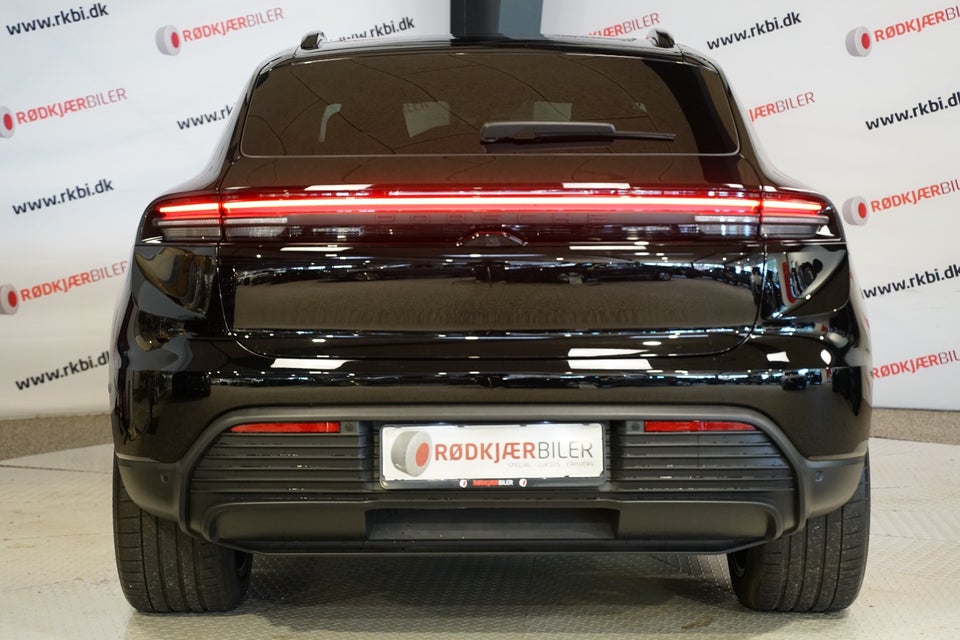 Porsche Macan 4 5d